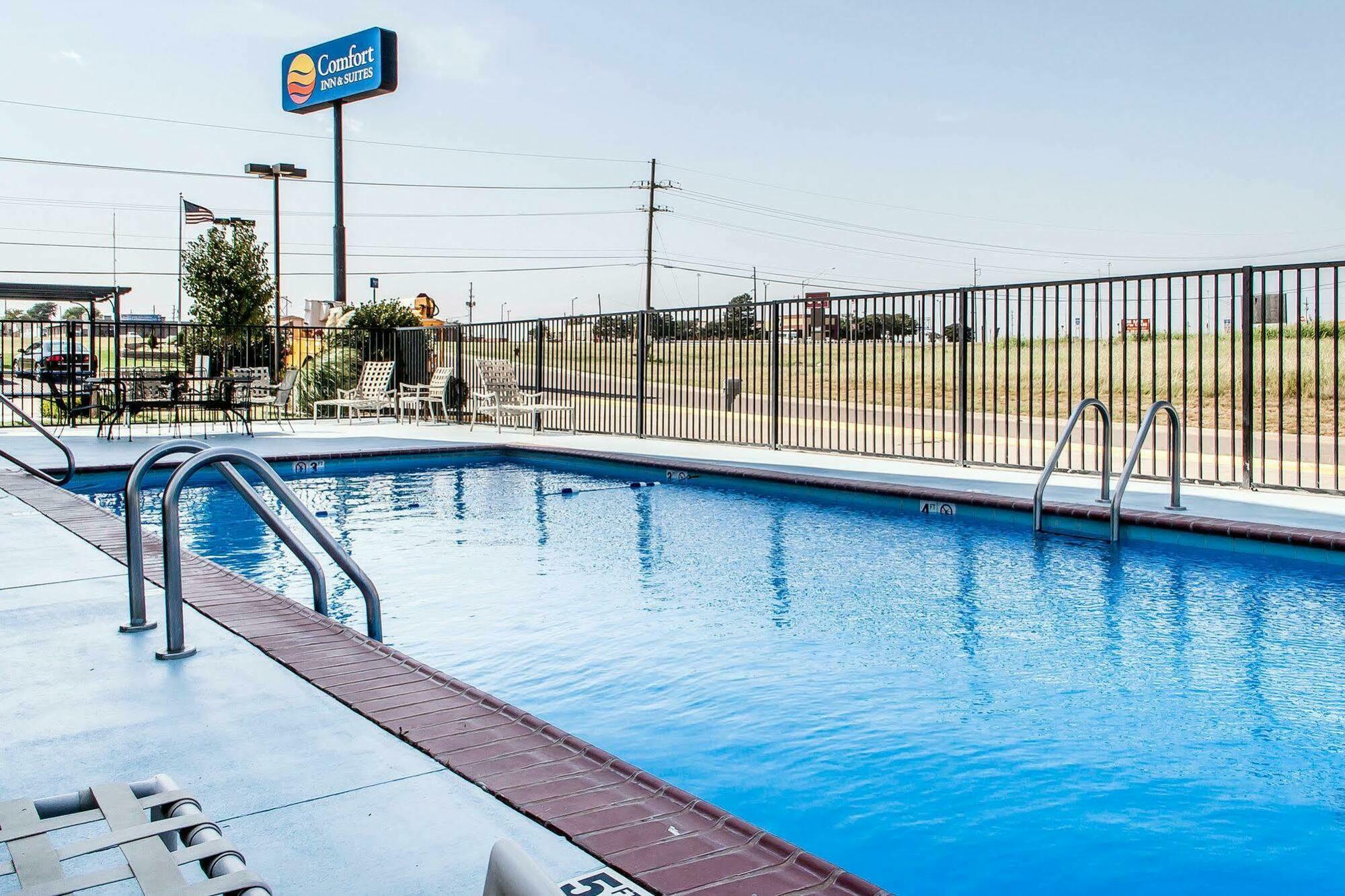 Comfort Inn & Suites Elk City Eksteriør billede